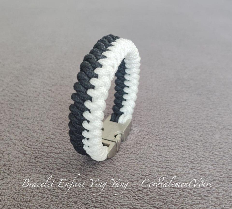 Bracelet ying yang noir et blanc cordialementvo tre 1